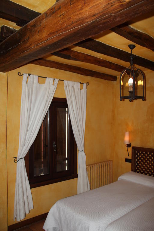 Posada Calera Valle De Villaverde Bagian luar foto